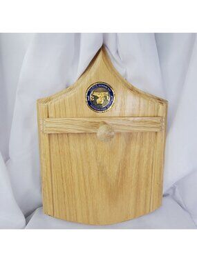 Marine Barracks 1802 Washington DC Oak Challenge Coin Coat or Hat Hook